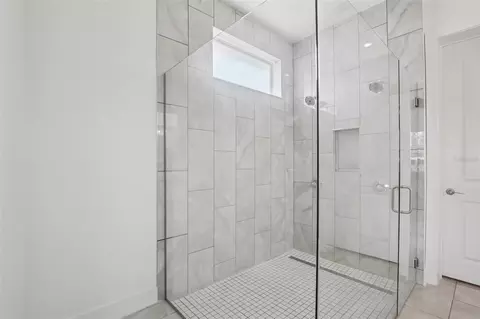 Bath - 8218 Golden Beach Ct, Parrish, FL 34219 photo 1 of 3