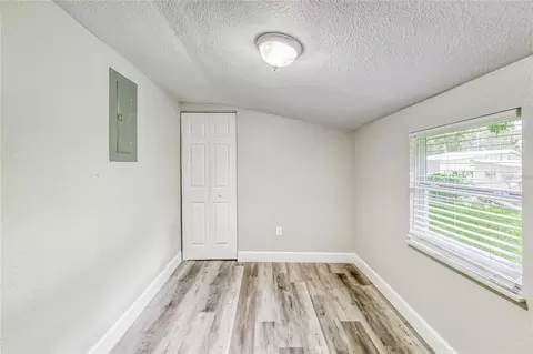 Bedroom - 5320 Cherry Ave, Seffner, FL 33584 photo 2 of 2