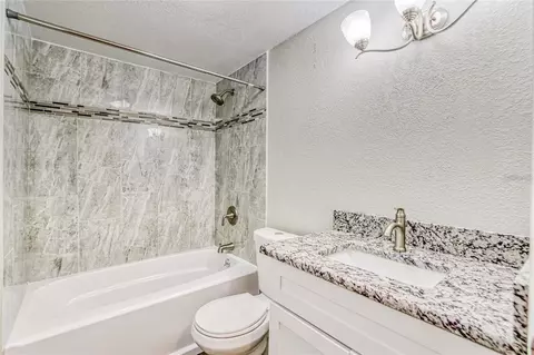 Bath - 5320 Cherry Ave, Seffner, FL 33584 photo 1 of 1
