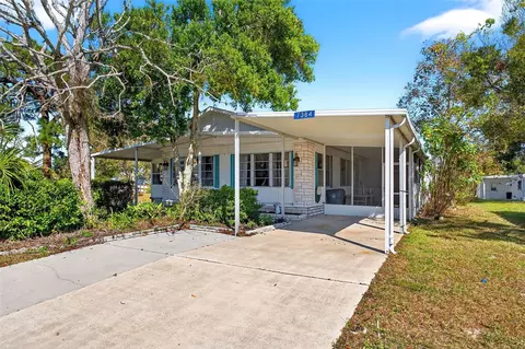 7384 First Loop Ave, Brooksville, FL 34613