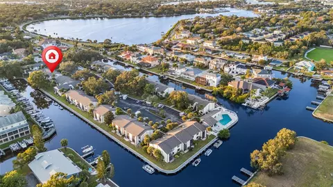 332 Moorings Cove Dr #2E, Tarpon Springs, FL 34689