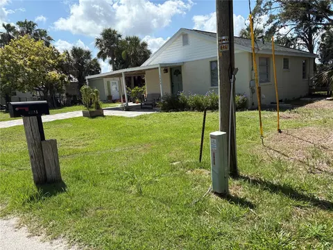 Exterior - 3044 Sunset Vista Dr, Spring Hill, FL 34607 photo 4 of 4