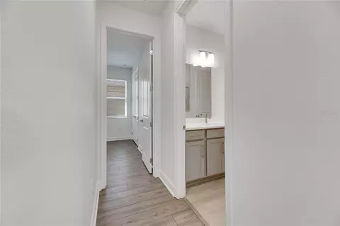Entry Way - 923 Signet Dr, Apollo Beach, FL 33572 photo 5 of 5