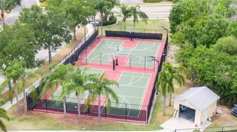 View/Area - 923 Signet Dr, Apollo Beach, FL 33572 photo 18 of 19