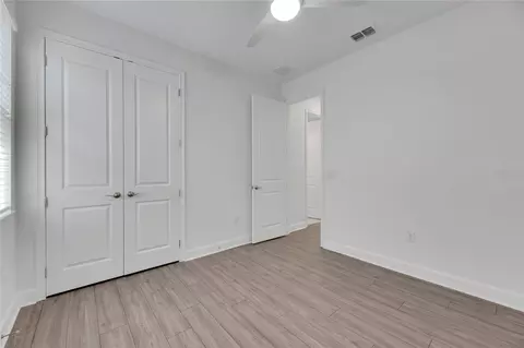 Bedroom - 923 Signet Dr, Apollo Beach, FL 33572 photo 10 of 10