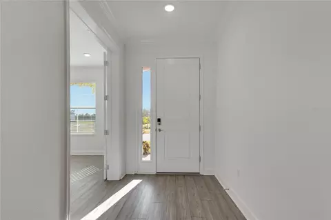 Entry Way - 923 Signet Dr, Apollo Beach, FL 33572 photo 2 of 5