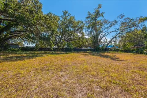 Deleuil Ave, Tampa, FL 33610