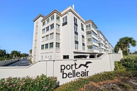 131 Bluff View Dr #104, Belleair Bluffs, FL 33770