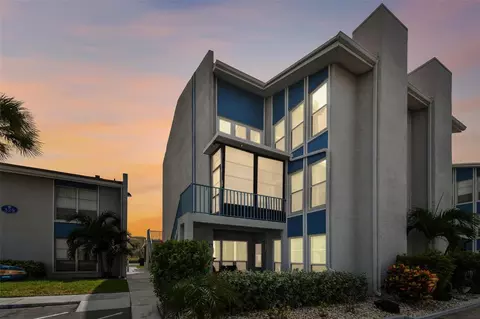 315 Medallion Blvd #E, Madeira Beach, FL 33708