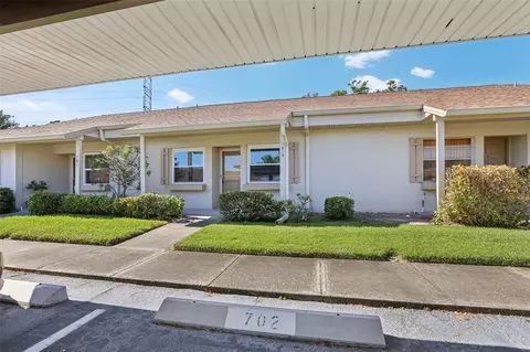 10780 43rd St N #702, Clearwater, FL 33762