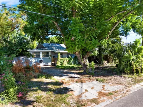 2221 28th Ave N, Saint Petersburg, FL 33713