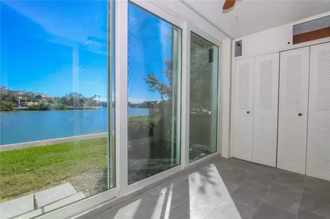 7425 Bay Island Dr S #108, South Pasadena, FL 33707