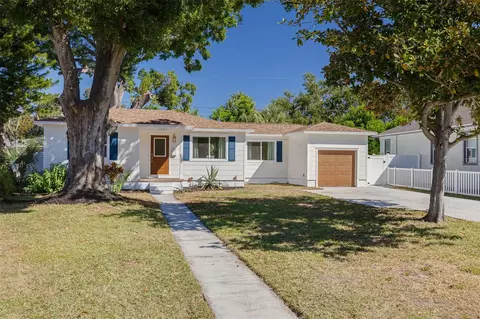 1127 Tyrone Ct N, Saint Petersburg, FL 33710