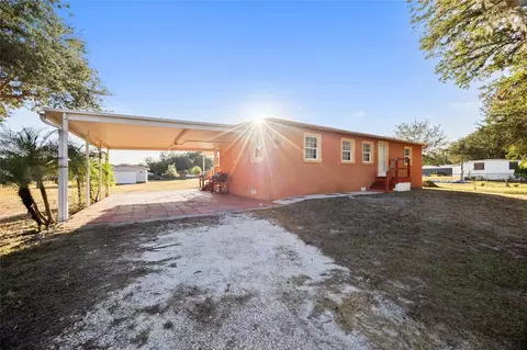3626 Roderick Ln, Plant City, FL 33567