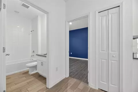 Entry Way - 11838 Brighton Knoll Loop, Riverview, FL 33579 photo 4 of 5