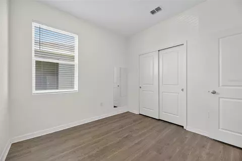 Bedroom - 11838 Brighton Knoll Loop, Riverview, FL 33579 photo 6 of 9