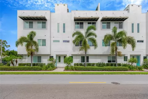 3100 W Paul Ave #14, Tampa, FL 33611