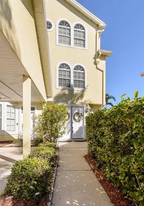 2648 Sabal Springs Dr #6, Clearwater, FL 33761