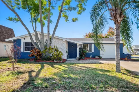 4004 Claremont Dr, New Port Richey, FL 34652