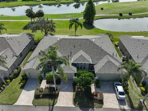 2432 Kensington Greens Dr #15, Sun City Center, FL 33573
