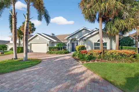 4673 Alisa Cir NE, Saint Petersburg, FL 33703