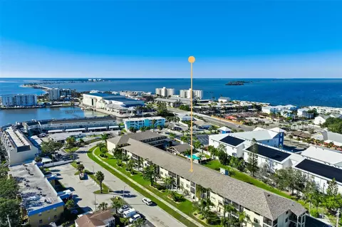 460 S Paula Dr #305, Dunedin, FL 34698