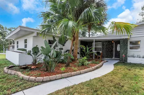 1057 Calumet St, Clearwater, FL 33755