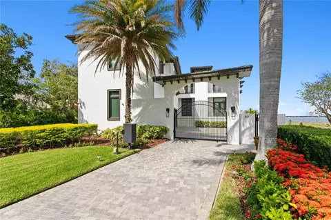 82 Martinique Ave, Tampa, FL 33606