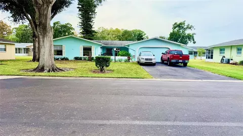 12013 Boynton Ln, New Port Richey, FL 34654