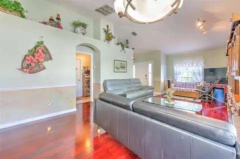 Living - 13326 Evening Sunset Ln, Riverview, FL 33579 photo 3 of 4