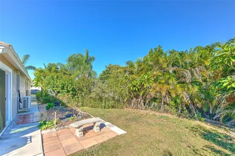 Exterior - 13326 Evening Sunset Ln, Riverview, FL 33579 photo 11 of 14