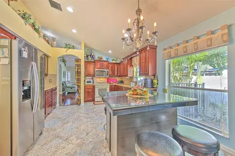 Kitchen - 13326 Evening Sunset Ln, Riverview, FL 33579 photo 3 of 3