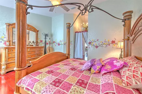 Bedroom - 13326 Evening Sunset Ln, Riverview, FL 33579 photo 3 of 7