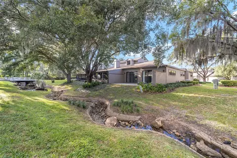1892 SE Clatter Bridge Rd, Ocala, FL 34471