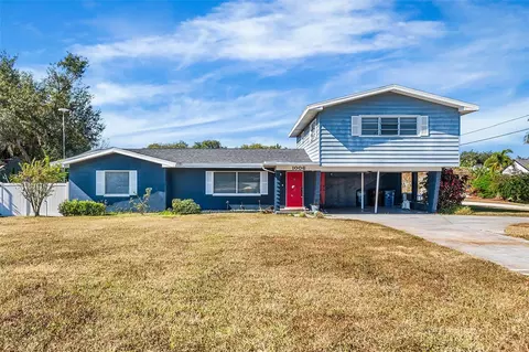1006 Peninsular Dr, Haines City, FL 33844