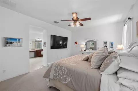 Bedroom - 4131 101st Ave E, Parrish, FL 34219 photo 2 of 7