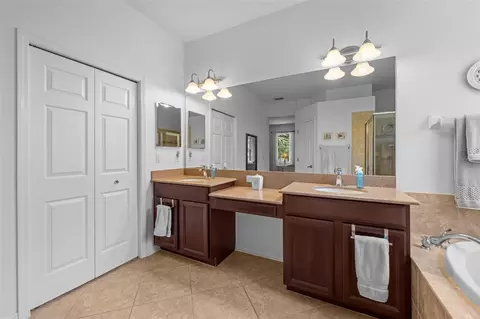 Bath - 4131 101st Ave E, Parrish, FL 34219 photo 1 of 4