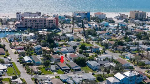 View/Area - 13246 4th St E, Madeira Beach, FL 33708 photo 2 of 11