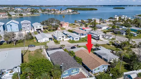 View/Area - 13246 4th St E, Madeira Beach, FL 33708 photo 4 of 11