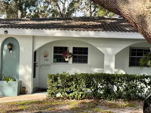 11200 102nd Ave #123, Seminole, FL 33778