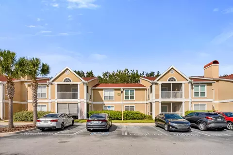 9481 Highland Oak Dr #604, Tampa, FL 33647