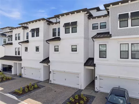 5351 Bridge St #62, Tampa, FL 33611