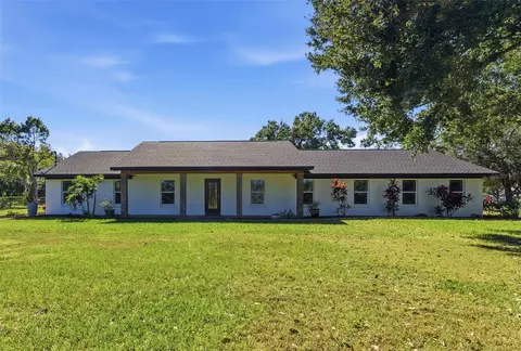 2506 Hawk Griffin Rd, Plant City, FL 33565