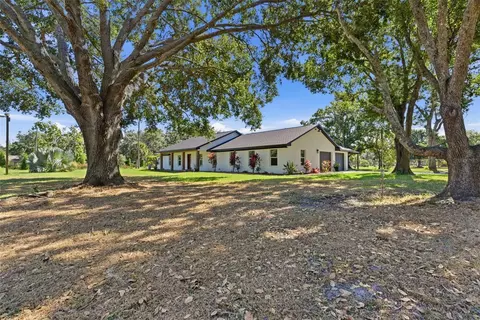 2506 Hawk Griffin Rd, Plant City, FL 33565