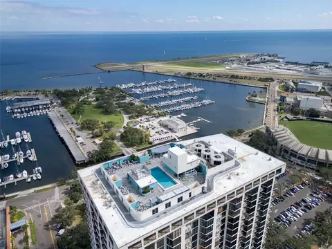 1 Beach Dr SE #1210, Saint Petersburg, FL 33701