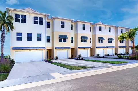 9936 Key Haven Rd, Seminole, FL 33777