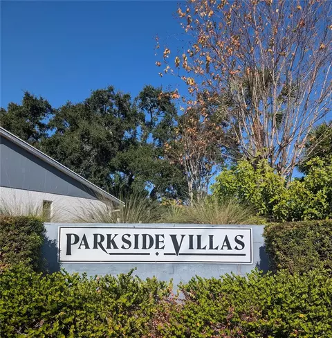7241 Parkside Villas Dr N, Saint Petersburg, FL 33709