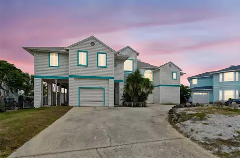 121 Augusta Ave, Palm Harbor, FL 34683