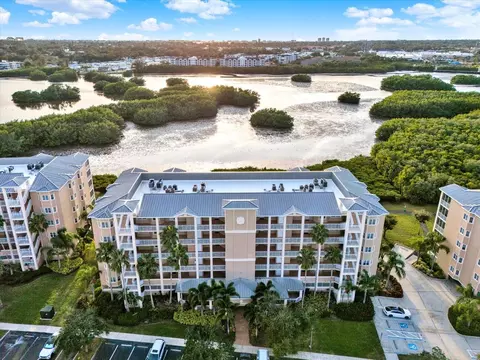 7070 Key Haven Rd #302, Seminole, FL 33777