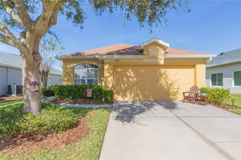 2816 Graphite Ct, Valrico, FL 33594